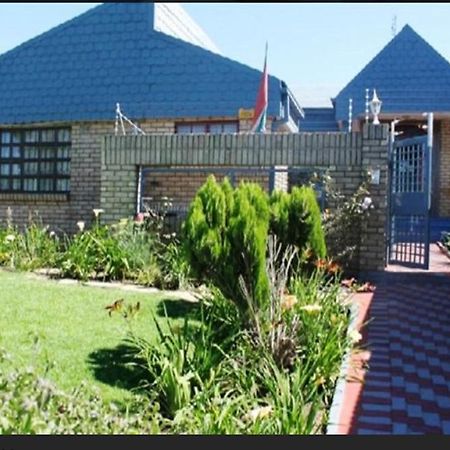 Obaa Sima Guest House Mthatha Ngoại thất bức ảnh