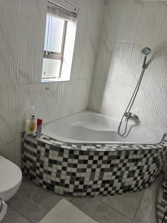 Obaa Sima Guest House Mthatha Ngoại thất bức ảnh