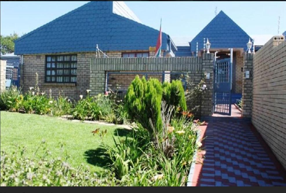 Obaa Sima Guest House Mthatha Ngoại thất bức ảnh